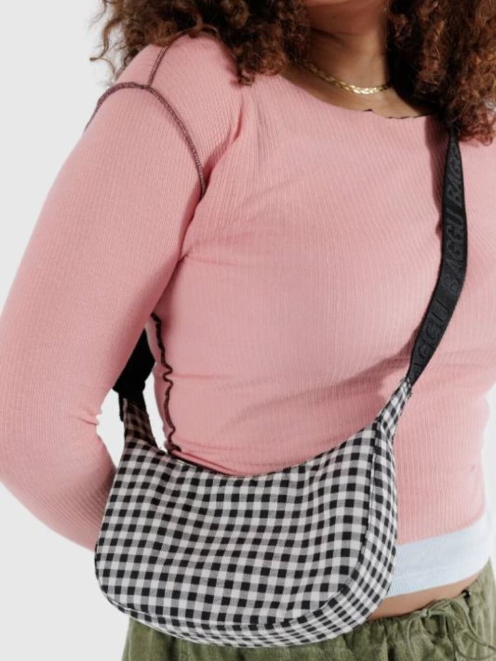 BAGGU Gingham Small Nylon Crescent